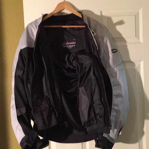 Motorcycle jacket - Picture 1 of 2